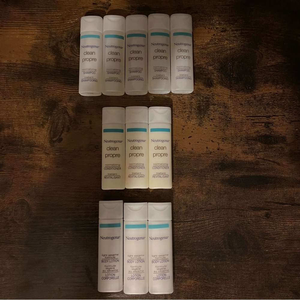 Neutrogena Clean Shampoo, Conditioner, Body Lotion Travel Size Bundle